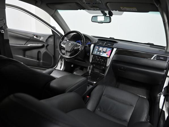 Toyota Camry VII (XV50) Рестайлинг с пробегом 2015 года, цена 1 649 000 рублей, 189000 км, седан, Автокод Объявления