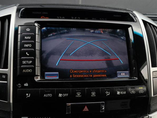 Toyota Land Cruiser 200 Series Рестайлинг 1 с пробегом 2012 года, цена 2 700 000 рублей, 332223 км, внедорожник, Автокод Объявления