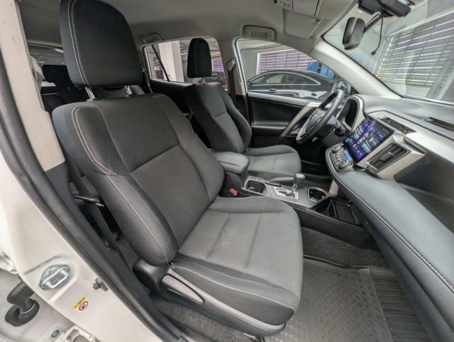 Toyota RAV4 IV (XA40) Рестайлинг Москва  - изображение 12