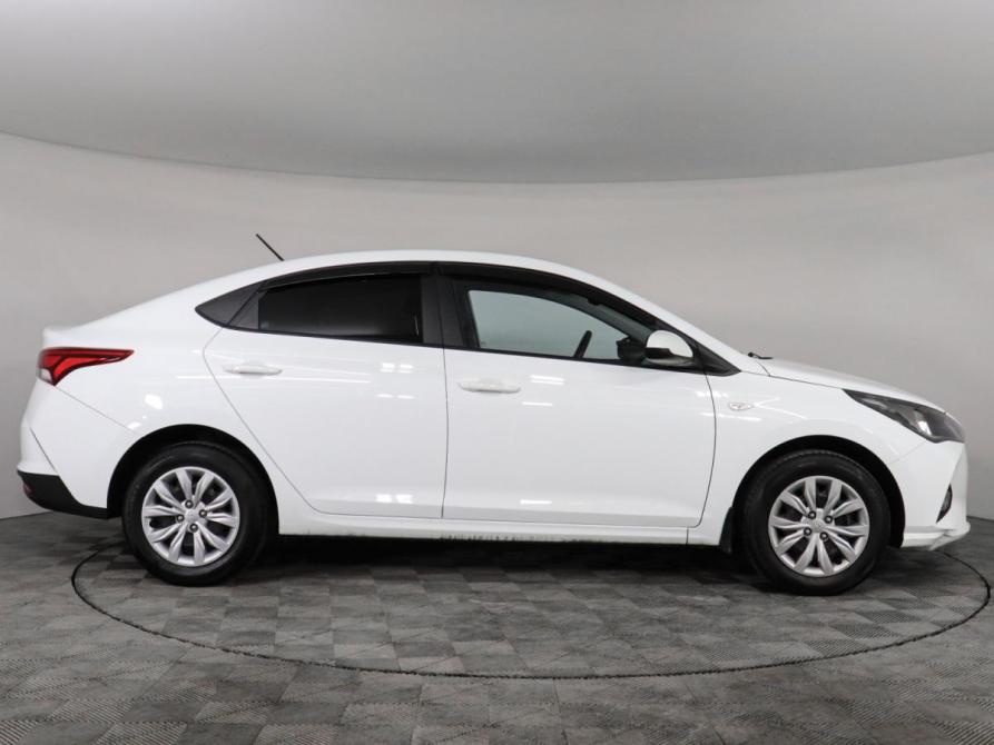 Hyundai Solaris II Рестайлинг Химки  - изображение 4