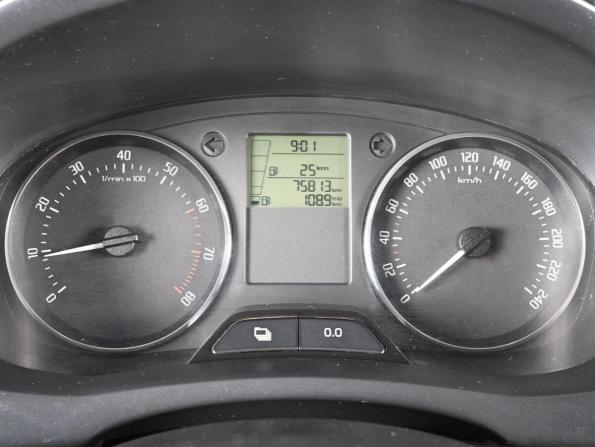 Skoda Fabia II Рестайлинг с пробегом 2013 года, цена 725 000 рублей, 75813 км, хэтчбек, Автокод Объявления