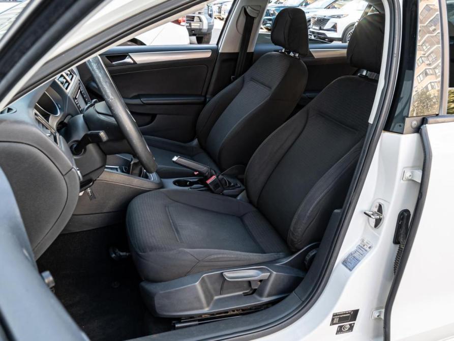Volkswagen Jetta VI Рестайлинг Краснодар  - изображение 10