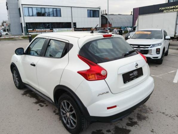 Nissan Juke I с пробегом 2011 года, цена 860 000 рублей, 84918 км, внедорожник, Автокод Объявления