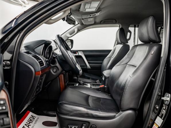 Toyota Land Cruiser Prado 150 Series Рестайлинг 1 с пробегом 2016 года, цена 3 340 000 рублей, 160652 км, внедорожник, Автокод Объявления