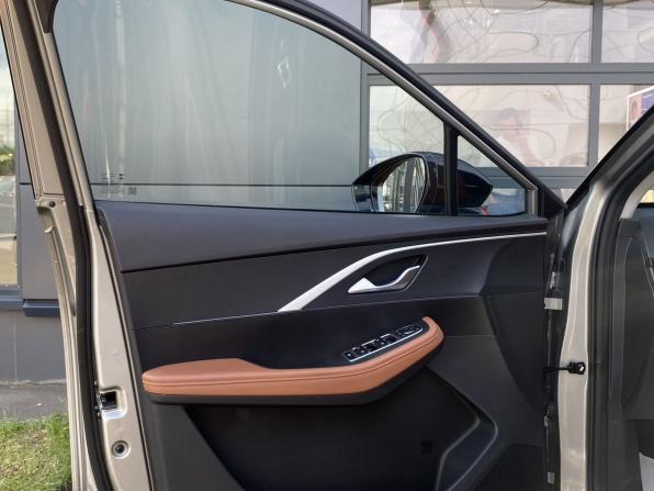Omoda C5 I с пробегом 2022 года, цена 1 649 000 рублей, 30413 км, внедорожник, Автокод Объявления
