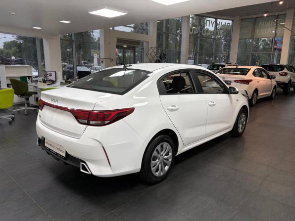 Kia Rio IV Рестайлинг с пробегом 2021 года, цена 1 418 000 рублей, 83197 км, седан, Автокод Объявления