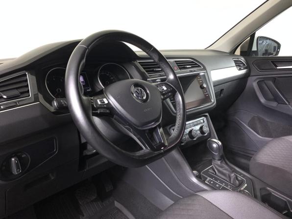 Volkswagen Tiguan II с пробегом 2019 года, цена 1 976 000 рублей, 176959 км, внедорожник, Автокод Объявления