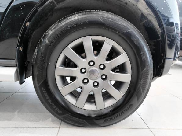 Mitsubishi Pajero IV Рестайлинг 1 с пробегом 2013 года, цена 1 950 000 рублей, 289636 км, внедорожник, Автокод Объявления