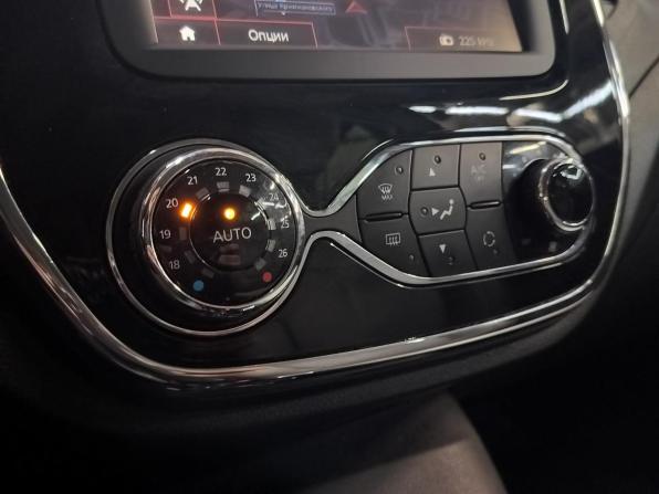 Renault Kaptur I с пробегом 2017 года, цена 1 170 000 рублей, 101000 км, внедорожник, Автокод Объявления