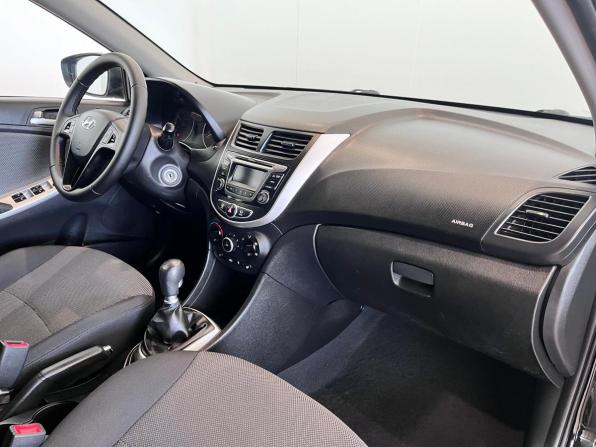 Hyundai Solaris I с пробегом 2013 года, цена 760 000 рублей, 121468 км, седан, Автокод Объявления