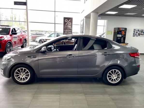 Kia Rio III Рестайлинг с пробегом 2015 года, цена 899 900 рублей, 228000 км, седан, Автокод Объявления
