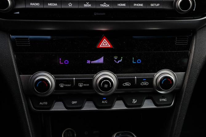 Hyundai Elantra VI (AD) Рестайлинг с пробегом 2019 года, цена 1 730 000 рублей, 128431 км, седан, Автокод Объявления