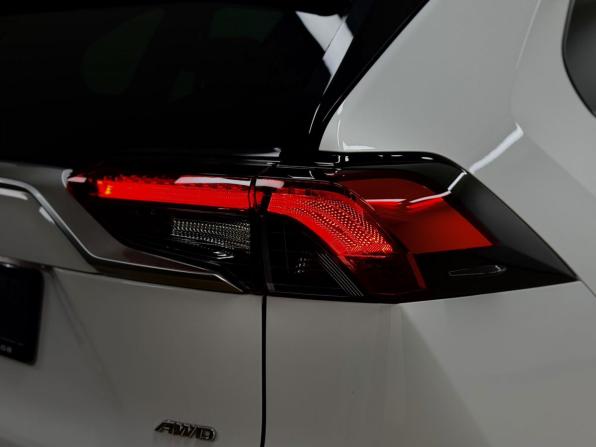 Toyota RAV4 V (XA50) с пробегом 2021 года, цена 3 480 000 рублей, 106000 км, внедорожник, Автокод Объявления