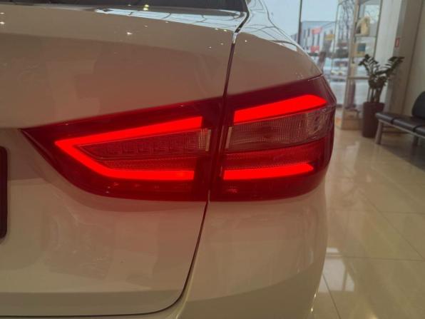 Lada (ВАЗ) Vesta I Рестайлинг (NG) с пробегом 2023 года, цена 1 349 000 рублей, 49000 км, седан, Автокод Объявления