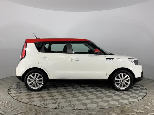 Kia Soul II Рестайлинг с пробегом 2018 года, цена 1 551 000 рублей, 81795 км, хэтчбек, Автокод Объявления