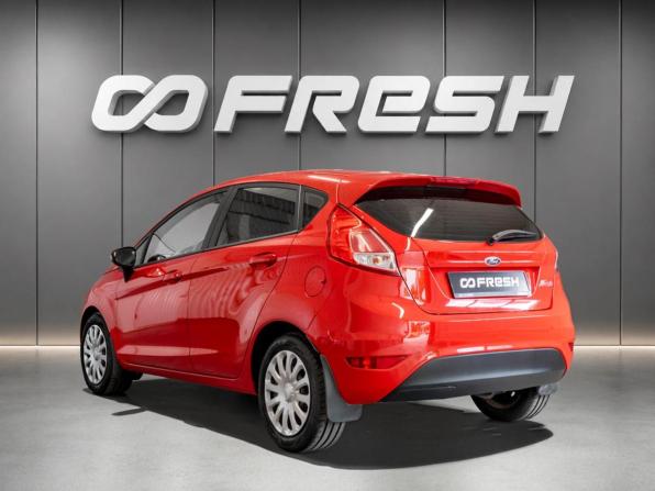 Ford Fiesta Mk6 Рестайлинг с пробегом 2015 года, цена 990 000 рублей, 59007 км, хэтчбек, Автокод Объявления