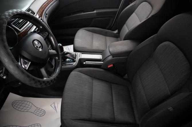 Skoda Superb II Рестайлинг с пробегом 2013 года, цена 1 000 000 рублей, 240000 км, лифтбек, Автокод Объявления