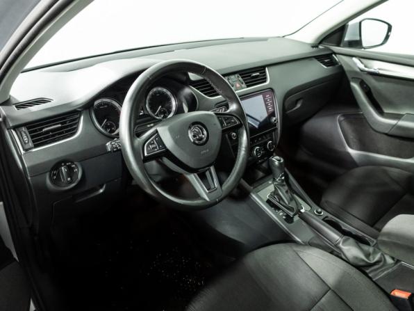 Skoda Octavia III (A7) Рестайлинг с пробегом 2017 года, цена 1 998 900 рублей, 144729 км, лифтбек, Автокод Объявления