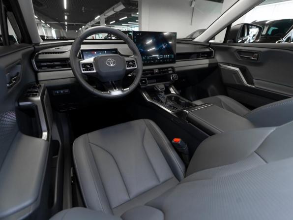 Toyota RAV4 VI (XA60) с пробегом 2026 года, цена 4 140 000 рублей, 19 км, внедорожник, Автокод Объявления