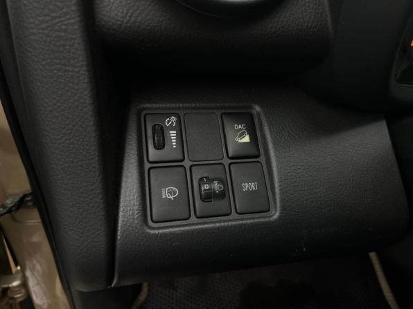 Toyota RAV4 III (XA30) Рестайлинг с пробегом 2011 года, цена 1 350 000 рублей, 290706 км, внедорожник, Автокод Объявления