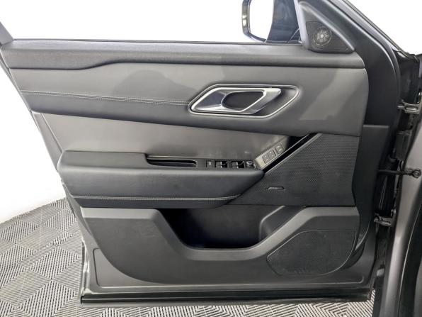 Land Rover Range Rover Velar I с пробегом 2018 года, цена 3 510 000 рублей, 128381 км, внедорожник, Автокод Объявления