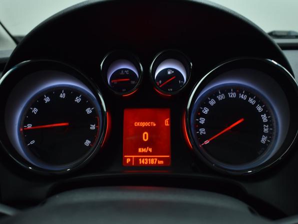 Opel Astra J с пробегом 2011 года, цена 594 995 рублей, 143186 км, хэтчбек, Автокод Объявления