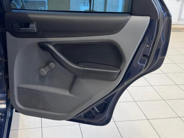 Ford Focus II Рестайлинг с пробегом 2008 года, цена 590 000 рублей, 220233 км, седан, Автокод Объявления