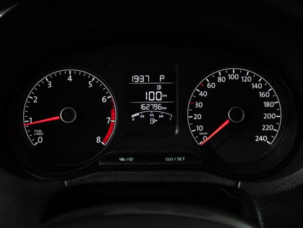 Volkswagen Polo V Рестайлинг с пробегом 2016 года, цена 949 700 рублей, 162000 км, седан, Автокод Объявления