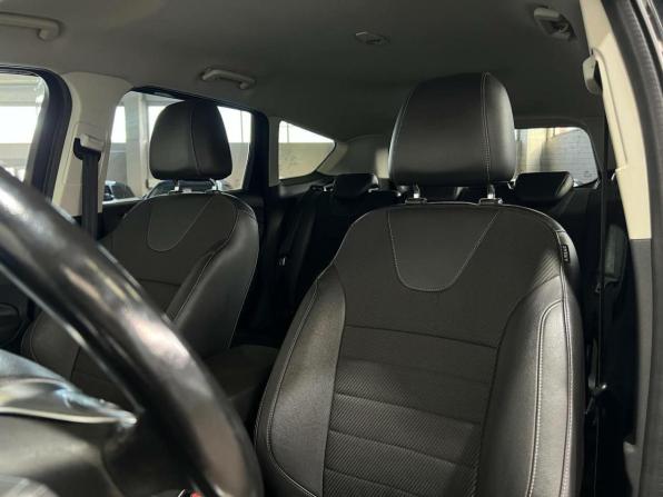 Ford Kuga II с пробегом 2015 года, цена 1 250 000 рублей, 130437 км, внедорожник, Автокод Объявления