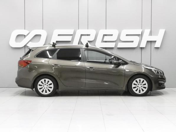 Kia Ceed II Рестайлинг с пробегом 2017 года, цена 1 499 000 рублей, 142132 км, универсал, Автокод Объявления