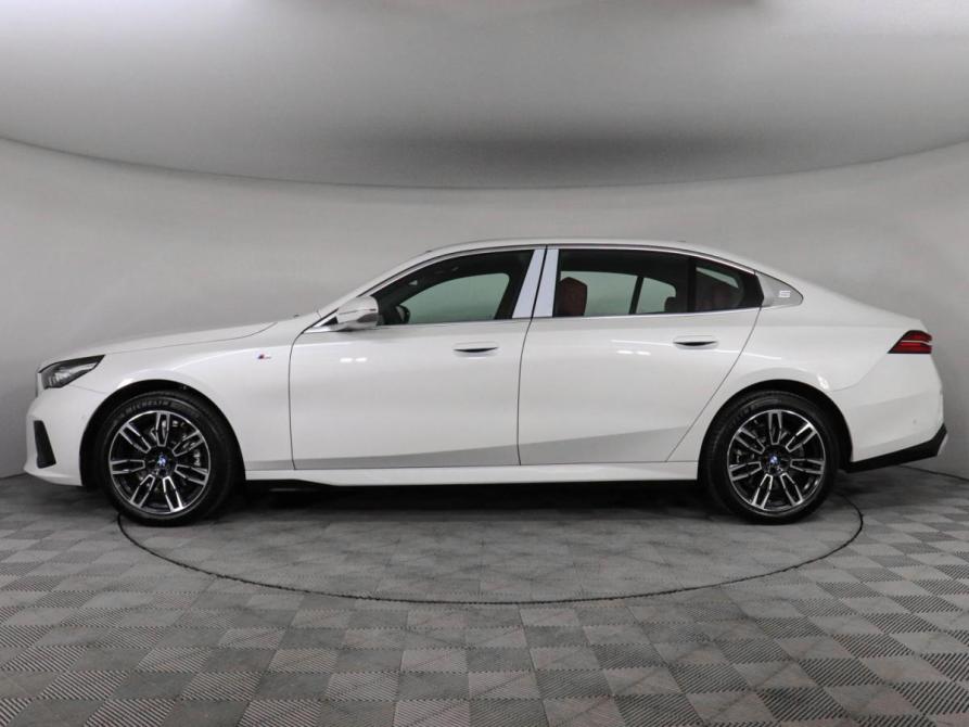 BMW 5 серии VIII (G60/G61/G68) Химки  - изображение 6