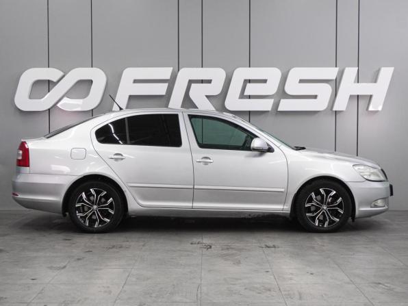 Skoda Octavia II (A5) Рестайлинг с пробегом 2012 года, цена 799 000 рублей, 258733 км, лифтбек, Автокод Объявления