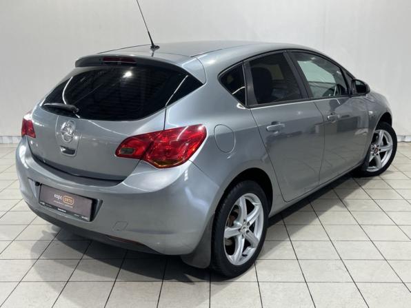 Opel Astra J с пробегом 2010 года, цена 570 100 рублей, 179139 км, хэтчбек, Автокод Объявления