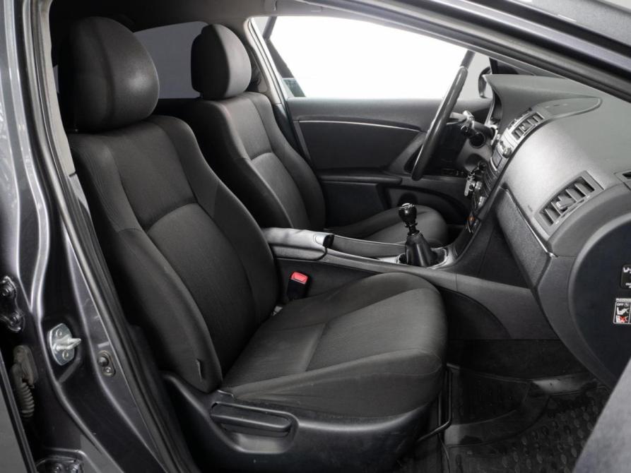 Toyota Avensis III Тюмень  - изображение 8