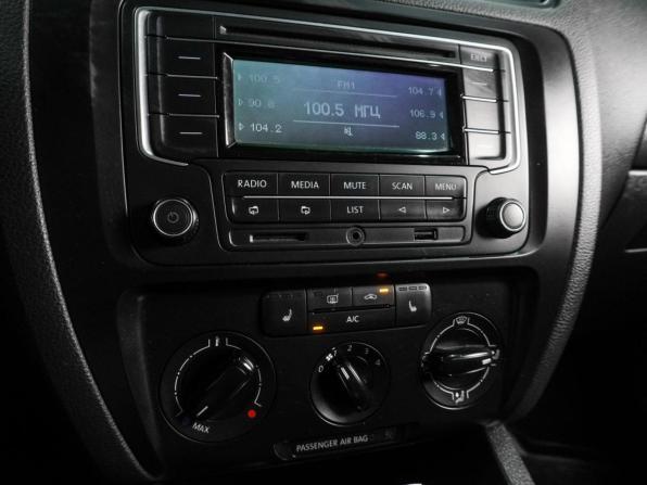 Volkswagen Jetta VI с пробегом 2013 года, цена 1 369 000 рублей, 77489 км, седан, Автокод Объявления