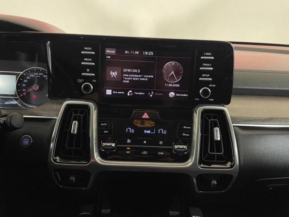 Kia Sorento IV с пробегом 2020 года, цена 3 150 000 рублей, 131500 км, внедорожник, Автокод Объявления