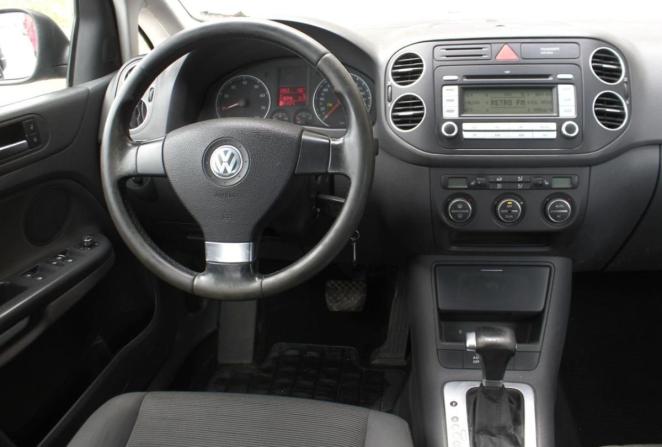 Volkswagen Golf V с пробегом 2007 года, цена 550 000 рублей, 218346 км, хэтчбек, Автокод Объявления
