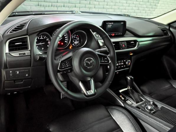 Mazda 6 III (GJ) Рестайлинг с пробегом 2017 года, цена 1 920 000 рублей, 140343 км, седан, Автокод Объявления
