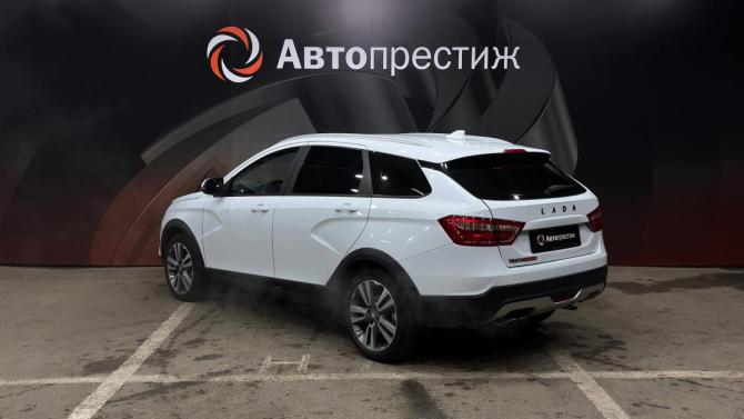 Lada (ВАЗ) Vesta I с пробегом 2021 года, цена 1 330 000 рублей, 65600 км, универсал, Автокод Объявления
