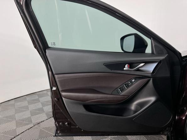 Mazda CX-4 I Рестайлинг с пробегом 2023 года, цена 2 599 000 рублей, 48000 км, внедорожник, Автокод Объявления