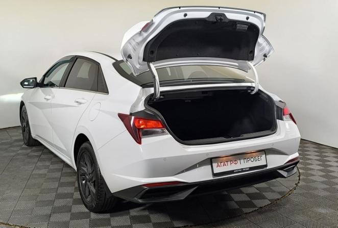 Hyundai Elantra VI (AD) Рестайлинг с пробегом 2021 года, цена 1 980 000 рублей, 91828 км, седан, Автокод Объявления