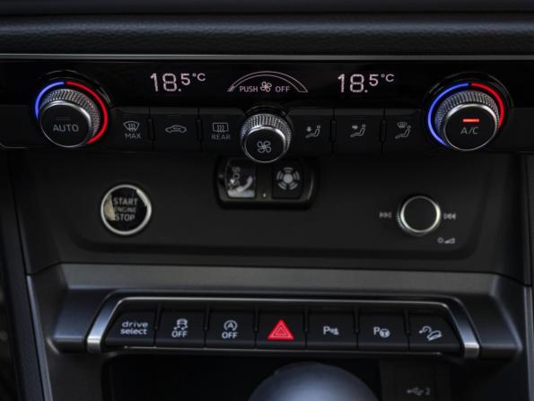 Audi Q3 II (F3) с пробегом 2024 года, цена 4 848 000 рублей, 9735 км, внедорожник, Автокод Объявления