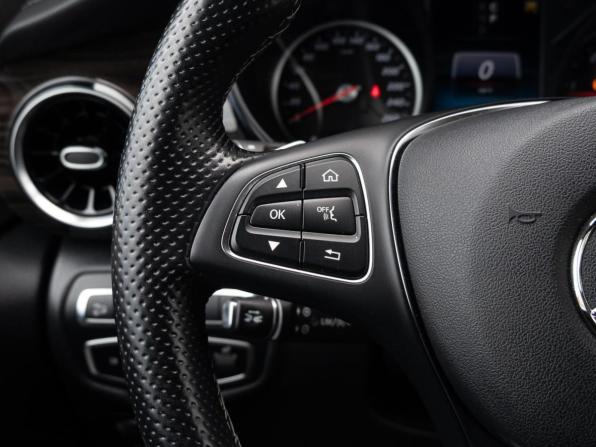 Mercedes-Benz V-Класс III (W447) Рестайлинг с пробегом 2022 года, цена 8 640 000 рублей, 82797 км, минивэн, Автокод Объявления