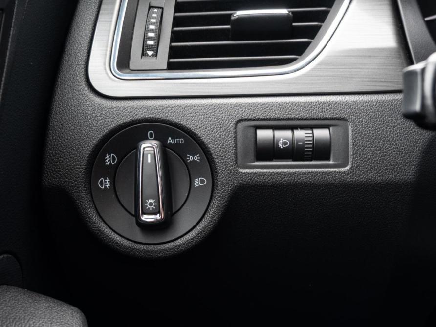 Skoda Rapid I Рестайлинг Краснодар  - изображение 21