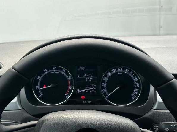 Skoda Rapid I Рестайлинг с пробегом 2017 года, цена 900 000 рублей, 244670 км, лифтбек, Автокод Объявления