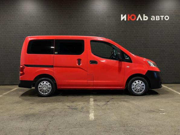 Nissan NV200 с пробегом 2017 года, цена 1 350 000 рублей, 247539 км, минивэн, Автокод Объявления