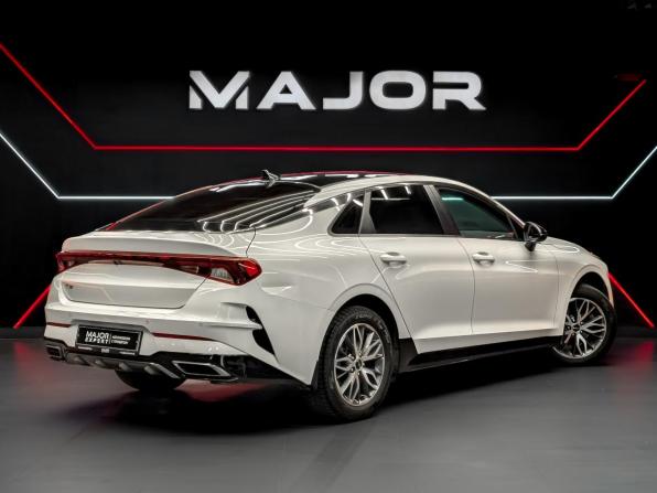 Kia K5 III с пробегом 2022 года, цена 2 425 000 рублей, 80484 км, седан, Автокод Объявления