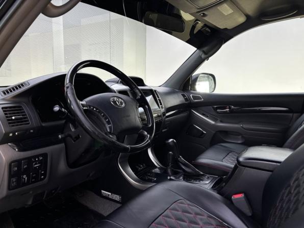 Toyota Land Cruiser Prado 120 Series Рестайлинг с пробегом 2008 года, цена 2 170 000 рублей, 318309 км, внедорожник, Автокод Объявления