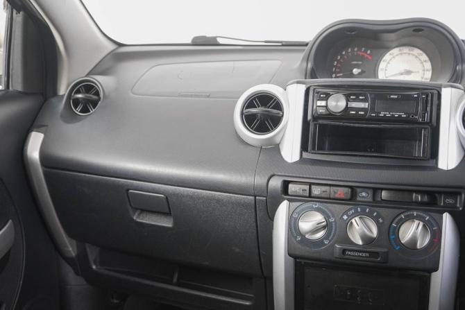 Toyota Ist I с пробегом 2003 года, цена 529 000 рублей, 228600 км, хэтчбек, Автокод Объявления