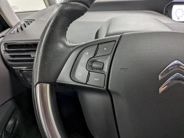 Citroen C4 Picasso II с пробегом 2014 года, цена 970 000 рублей, 50000 км, компактвэн, Автокод Объявления